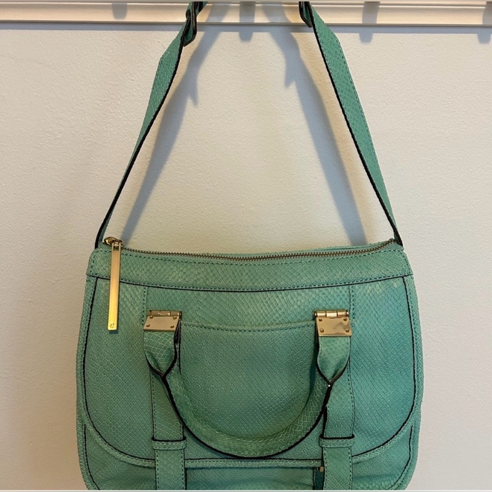 Vince Camuto Elegant Green Handbag